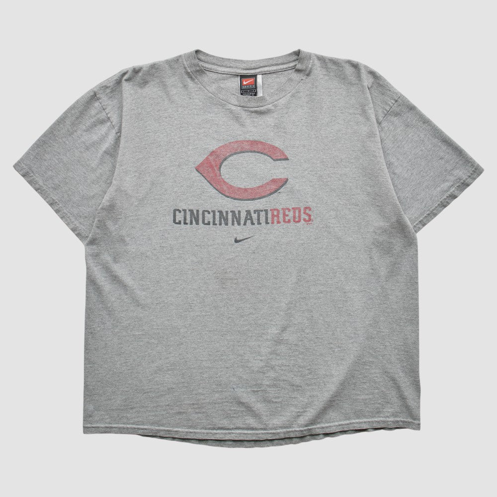 MLB Cincinnati Reds Nike 2000s T-shirt