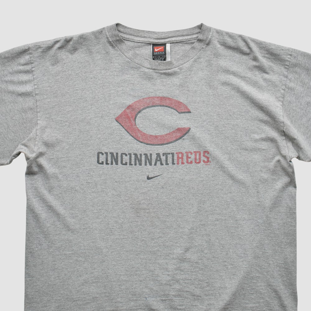 MLB Cincinnati Reds Nike 2000s T-shirt