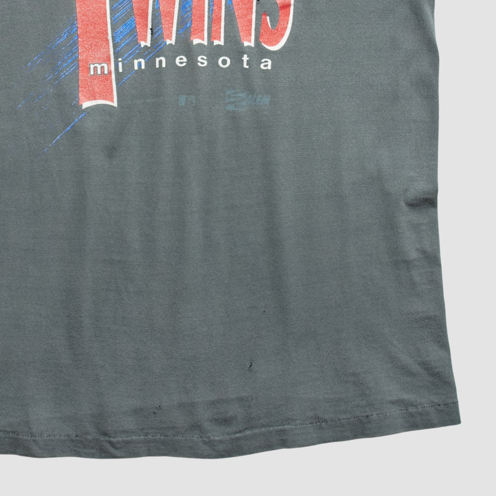 MLB Minnesota Twins Salem 90s T-shirt