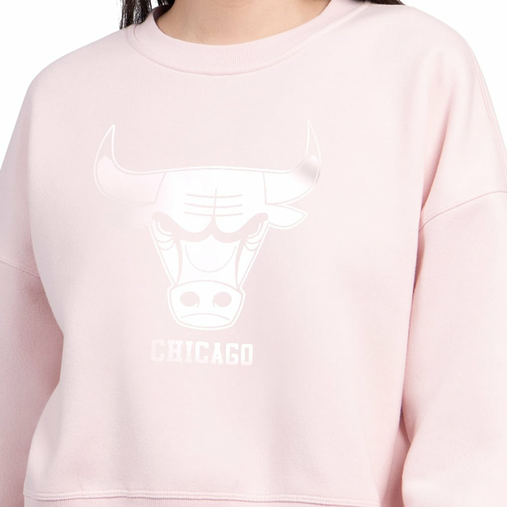 NBA Chicago Bulls Starter Women's Pastel Boxy Sweatshirt