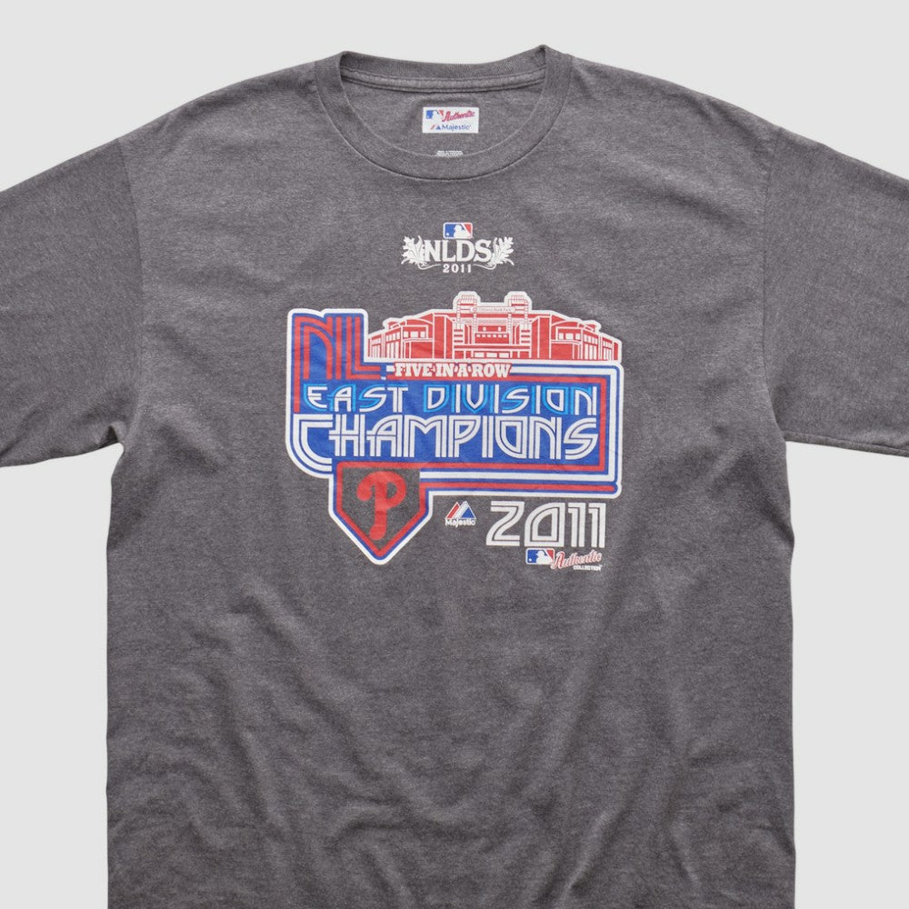 MLB Philadelphia Phillies Majestic 2011 T-shirt