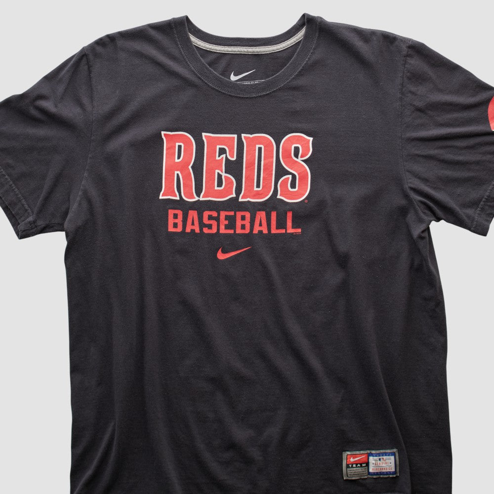 MLB Cincinnati Reds Nike 2010s T-shirt