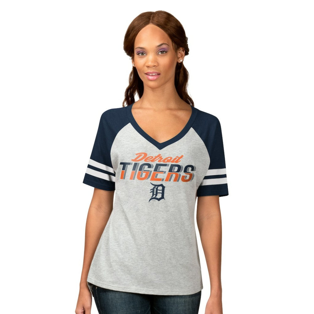 MLB Detroit Tigers G-III 4Her by Carl Banks Women's Goal Line Raglan V-Neck T-Shirt