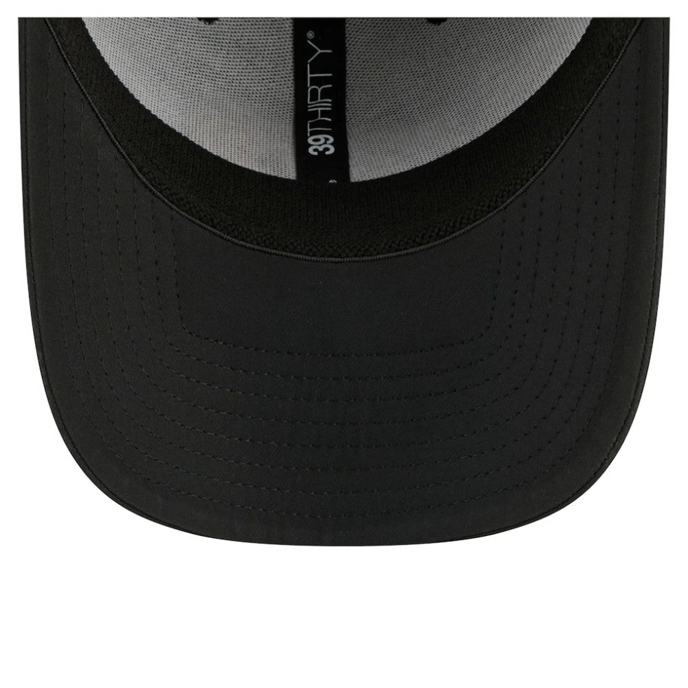 NHL Black Carolina Hurricanes New Era Logo 39THIRTY Flex Hat