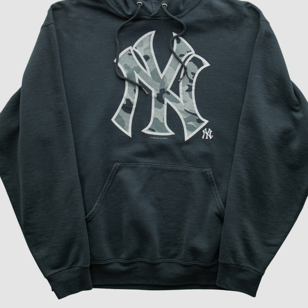 MLB New York Yankees Genuine Merchandise 2010s Hooded Pullover Sweatshirt