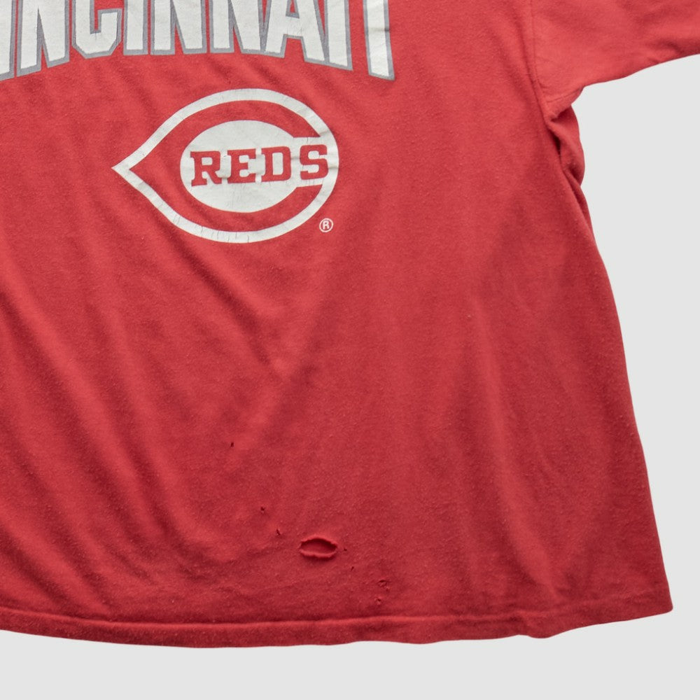 MLB Cincinnati Reds Starter 90s T-shirt
