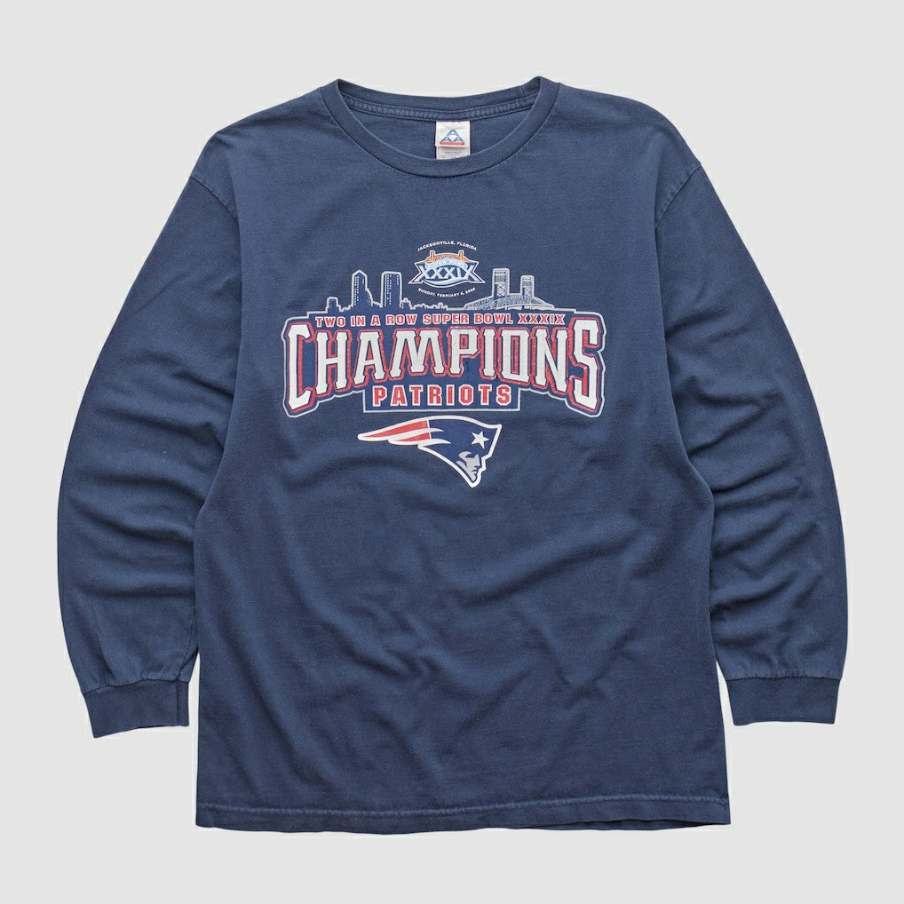 Alstyle 2005 Long Sleeve T-shirt - New England Patriots