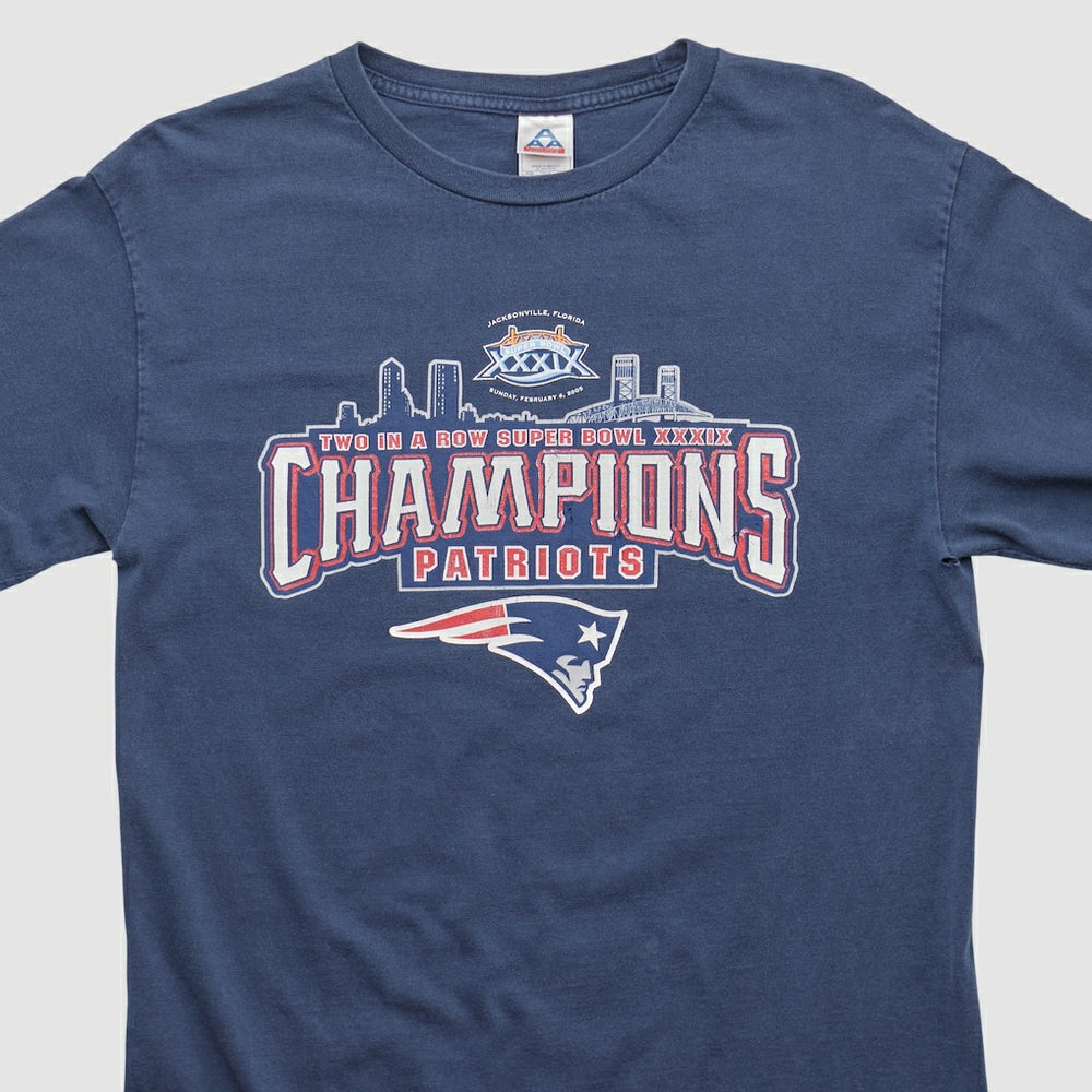 Alstyle 2005 Long Sleeve T-shirt - New England Patriots