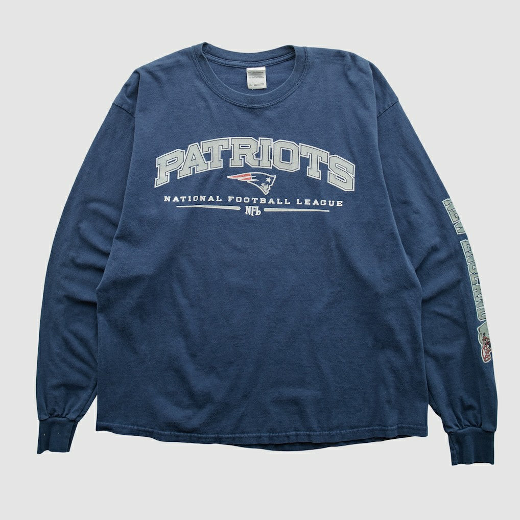 Gildan 2000s Long Sleeve T-shirt - New England Patriots