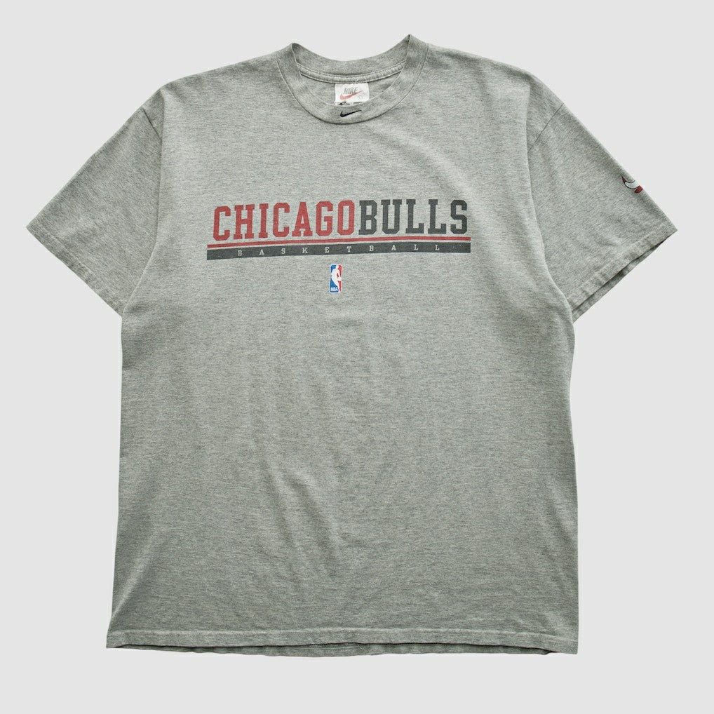 NBA Chicago Bulls 2000s T-shirt sale