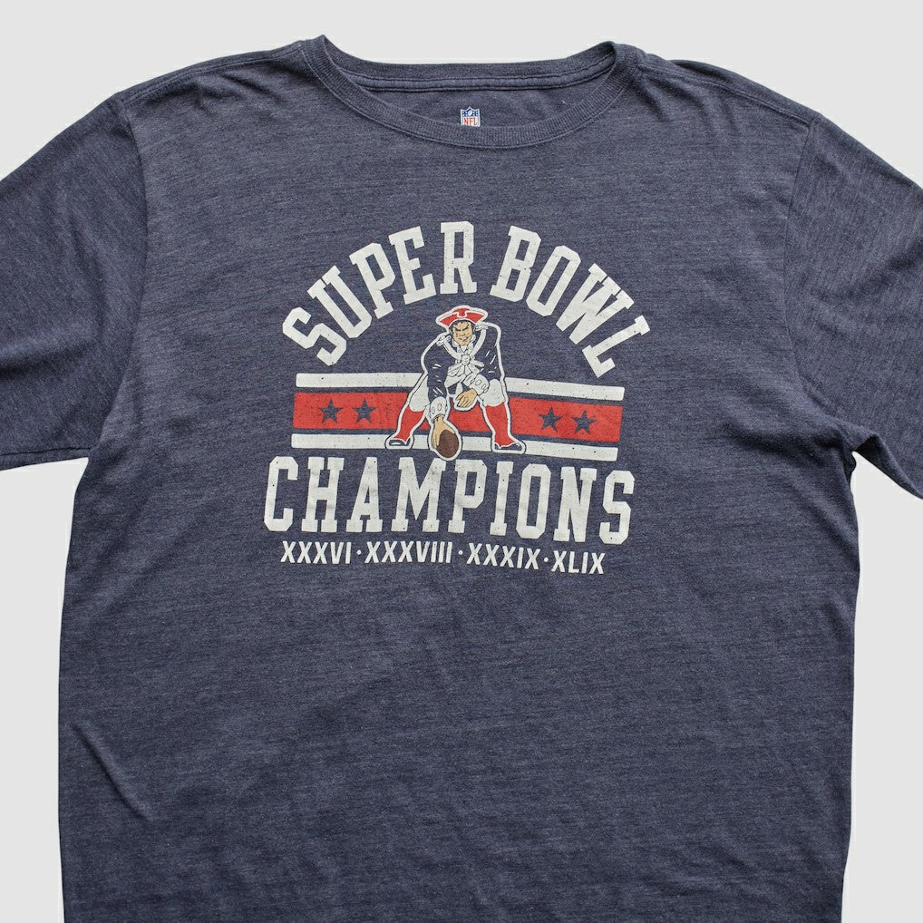 NFL Pro Line 2015 Long Sleeve T-shirt - New England Patriots