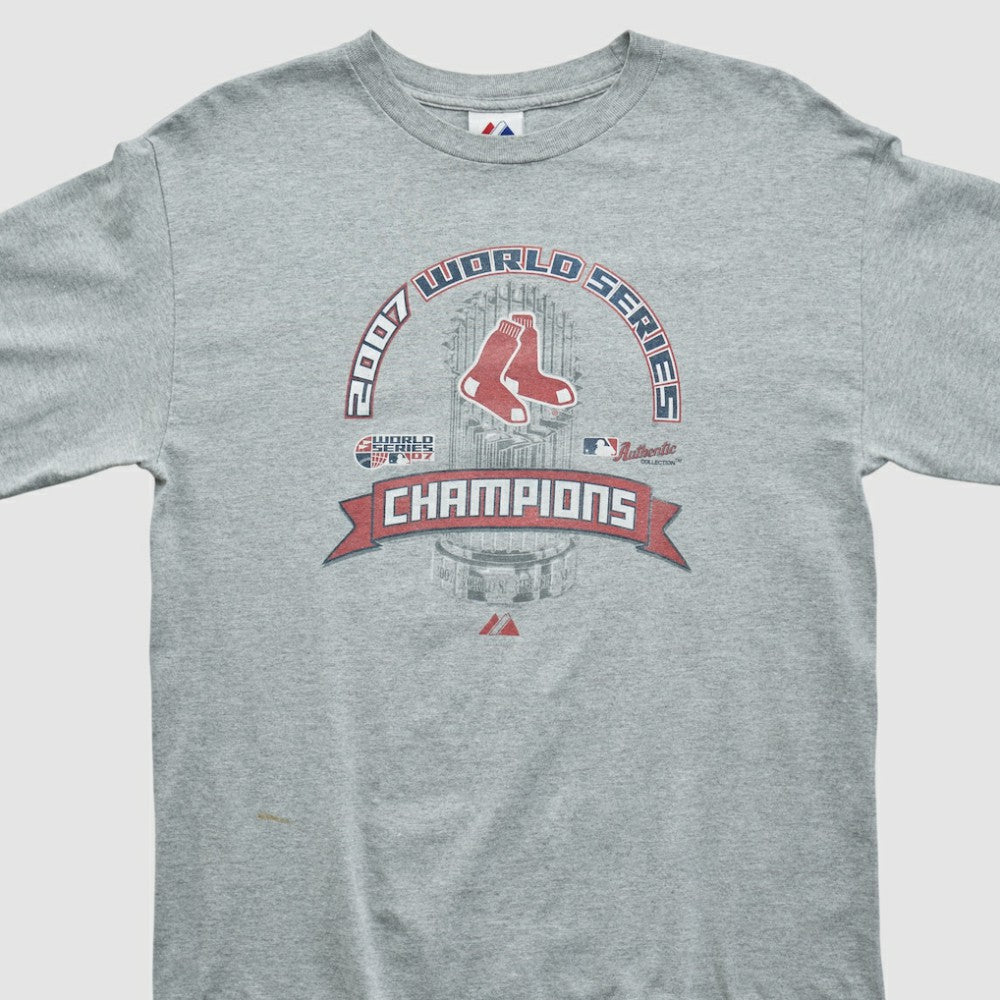 MLB World Series Champions Majestic 2007 Long Sleeve T-shirt