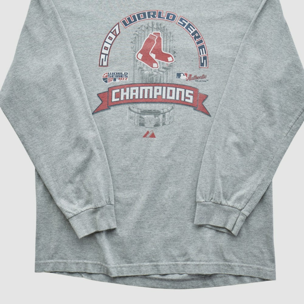 MLB World Series Champions Majestic 2007 Long Sleeve T-shirt