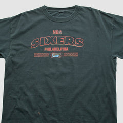 NBA Philadelphia 76ers 2000s T-shirt