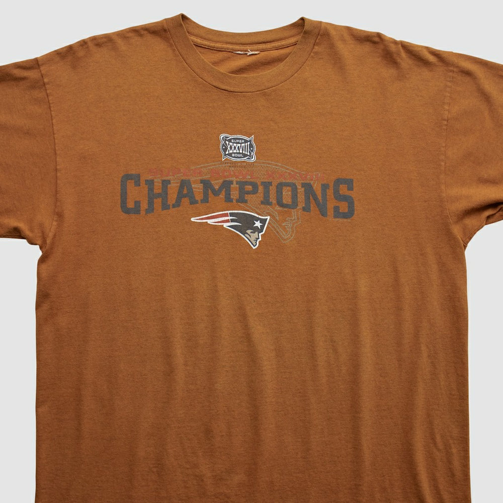 2004 T-shirt - New England Patriots