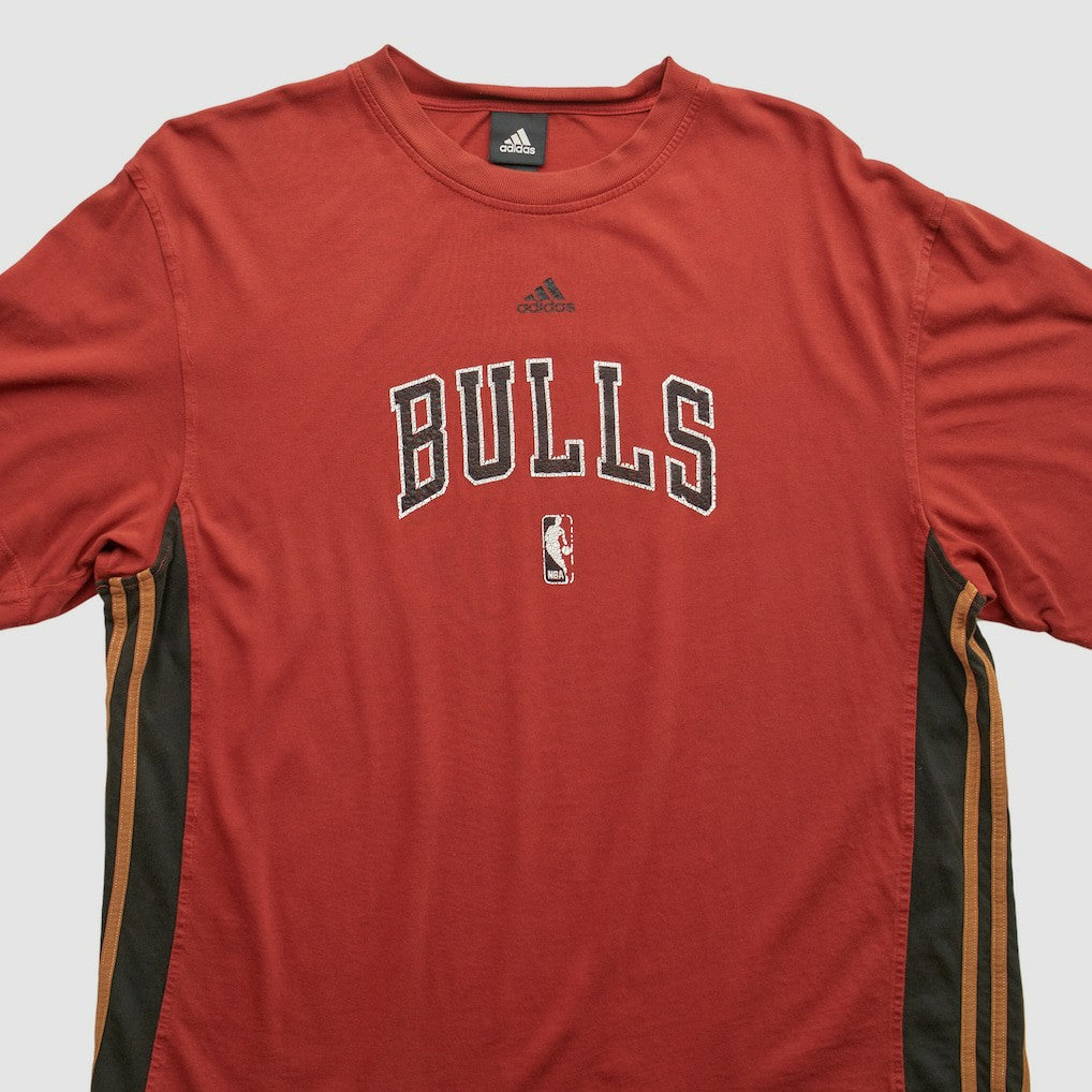 NBA Chicago Bulls 2010s T-shirt sale