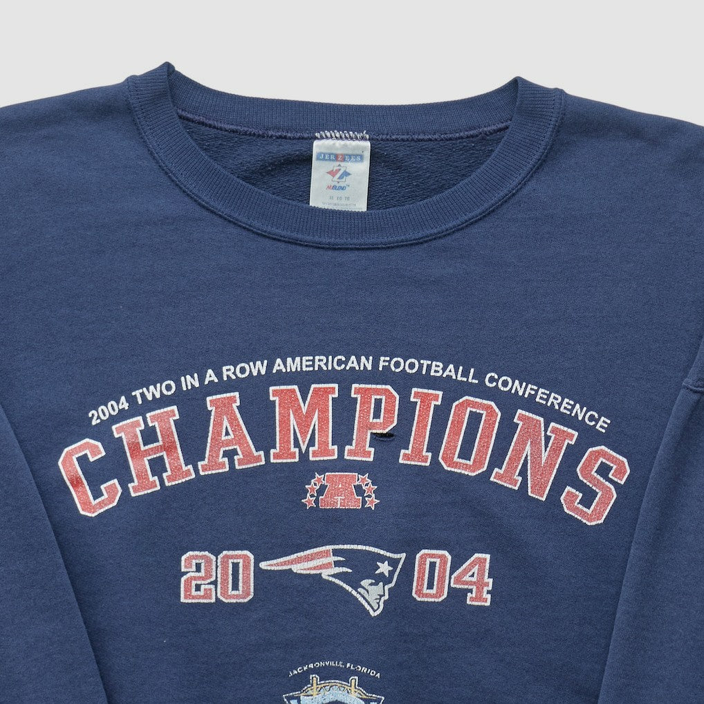 Jerzees 2004 Pullover Sweatshirt - New England Patriots