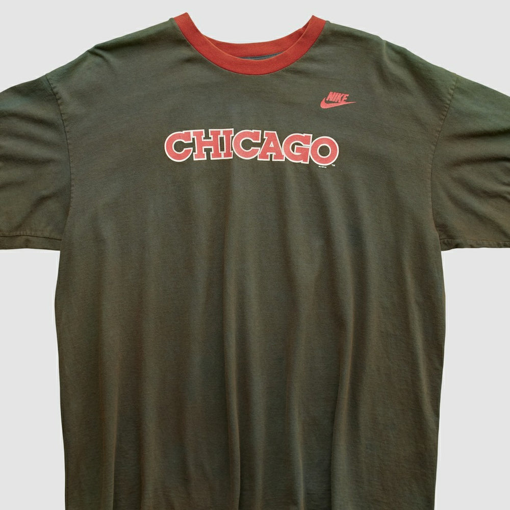 NBA Chicago Bulls 2000s T-shirt sale