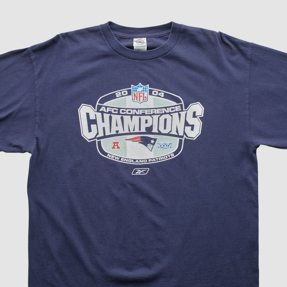 Delta 2004 Long Sleeve T-shirt - New England Patriots