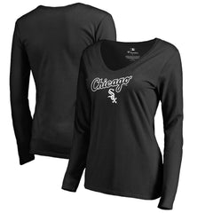 MLB Chicago White Sox Women's Team Lockup Slim Fit Long Sleeve V-Neck T-Shirt