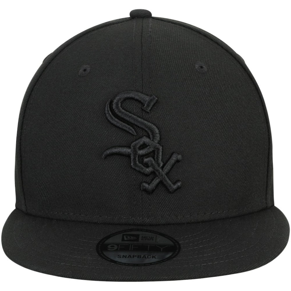 MLB Chicago White Sox New Era Black on Black 9FIFTY Team Snapback Adjustable Hat