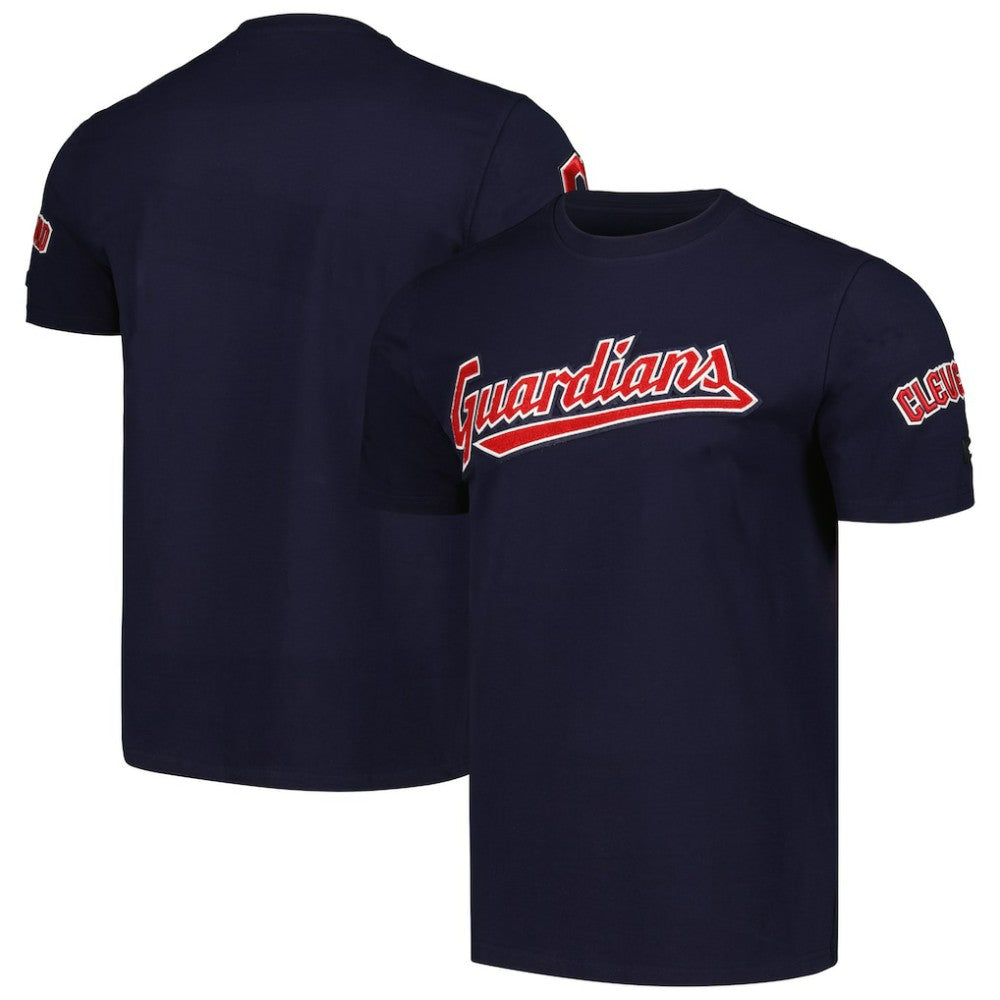 MLB Cleveland Guardians Pro Standard Team Logo T-Shirt