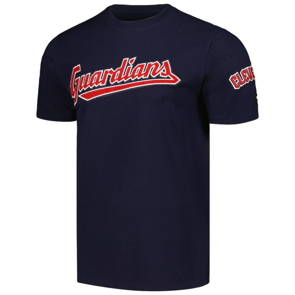 MLB Cleveland Guardians Pro Standard Team Logo T-Shirt