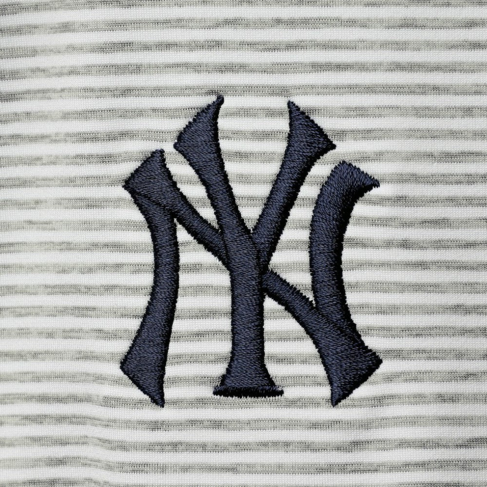 MLB New York Yankees Vineyard Vines Women's Stripe Sankaty Half-Zip Pullover Top