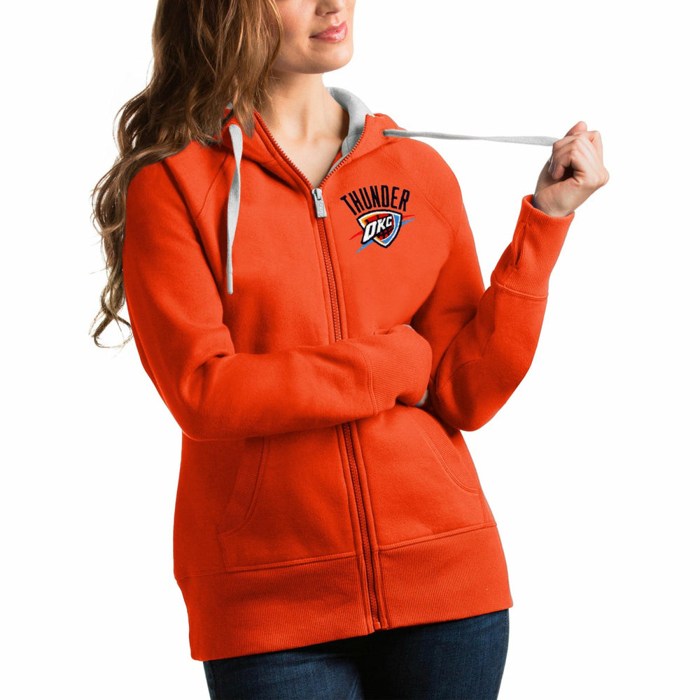 NBA Oklahoma City Thunder Antigua Women's Victory Full-Zip Hoodie