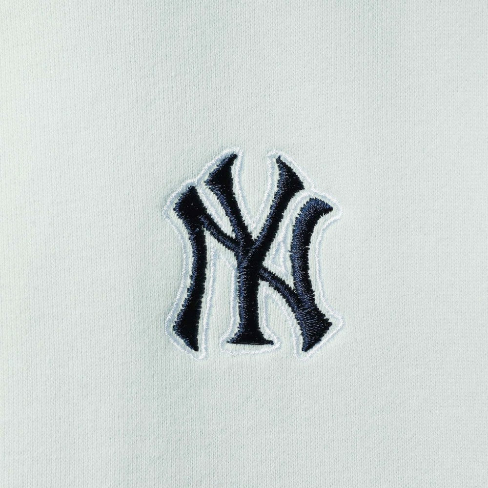MLB New York Yankees The Wild Collective Women's Two-Hit Quarter-Zip Pullover Top