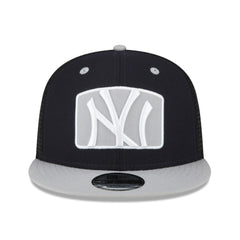 MLB New York Yankees New Era Logo Zoom Trucker 9FIFTY Snapback Hat