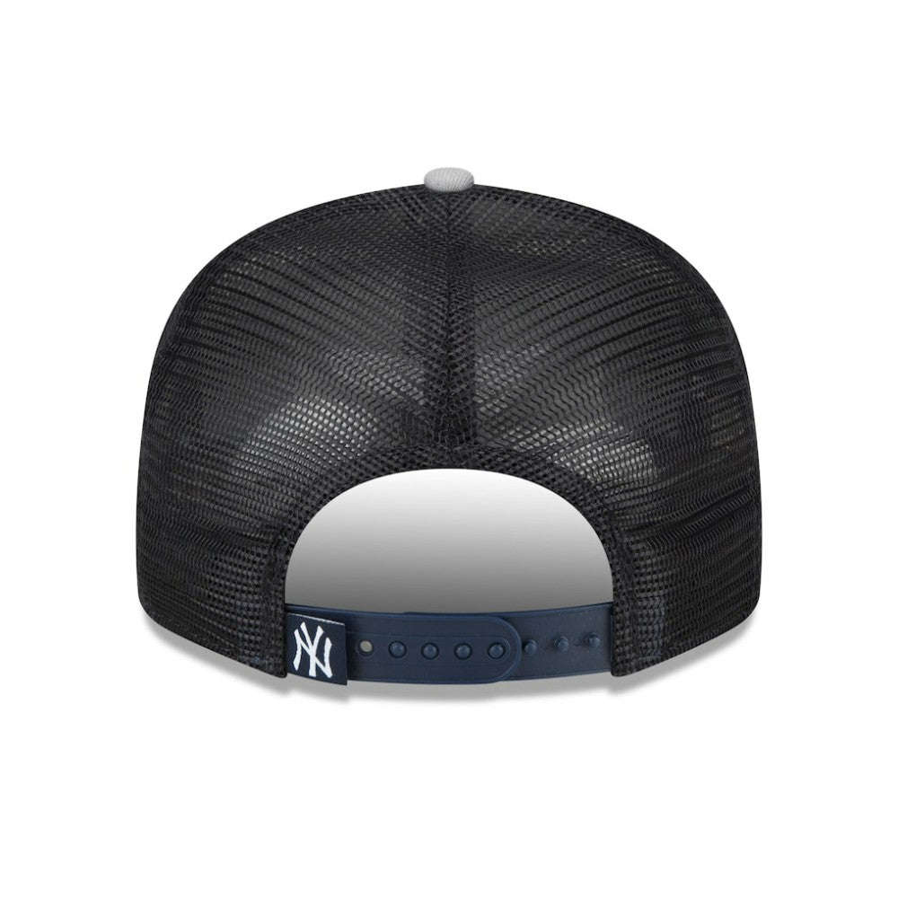 MLB New York Yankees New Era Logo Zoom Trucker 9FIFTY Snapback Hat