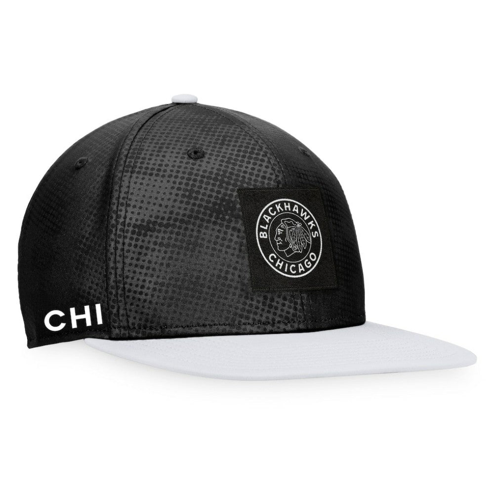 NHL Black/White Chicago Blackhawks Fanatics Authentic Pro Alternate Logo Snapback Hat