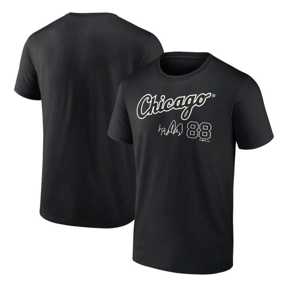 MLB Luis Robert Chicago White Sox Fanatics Player Name & Number T-Shirt