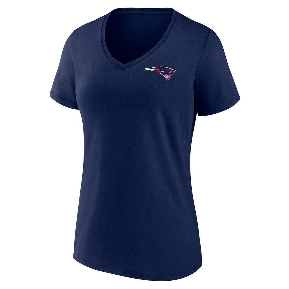 Women's Plus Size Mother's Day #1 Mom V-Neck T-Shirt - New England Patriots