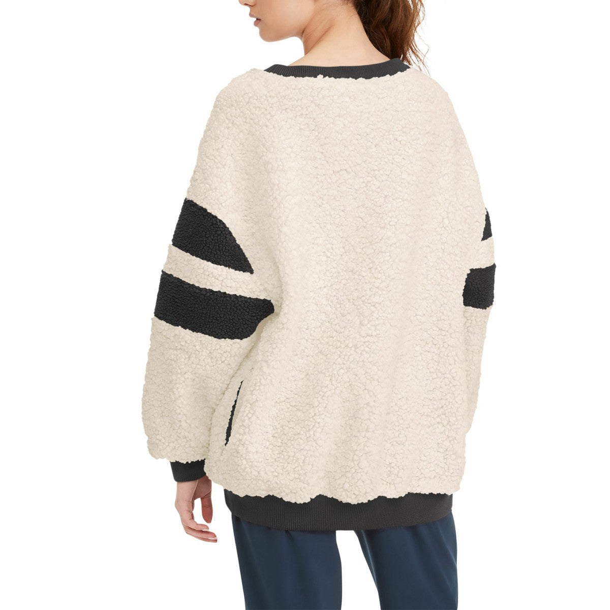 NBA Los Angeles Lakers Tommy Jeans Women's Mindy Sherpa Pullover Sweatshirt