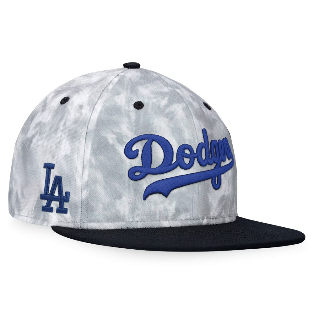 MLB Los Angeles Dodgers Fanatics Smoke Dye Fitted Hat
