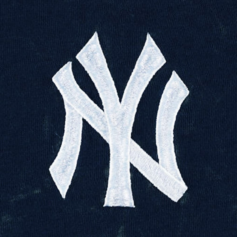 MLB New York Yankees The Wild Collective Women's Marble Pullover Hoodie