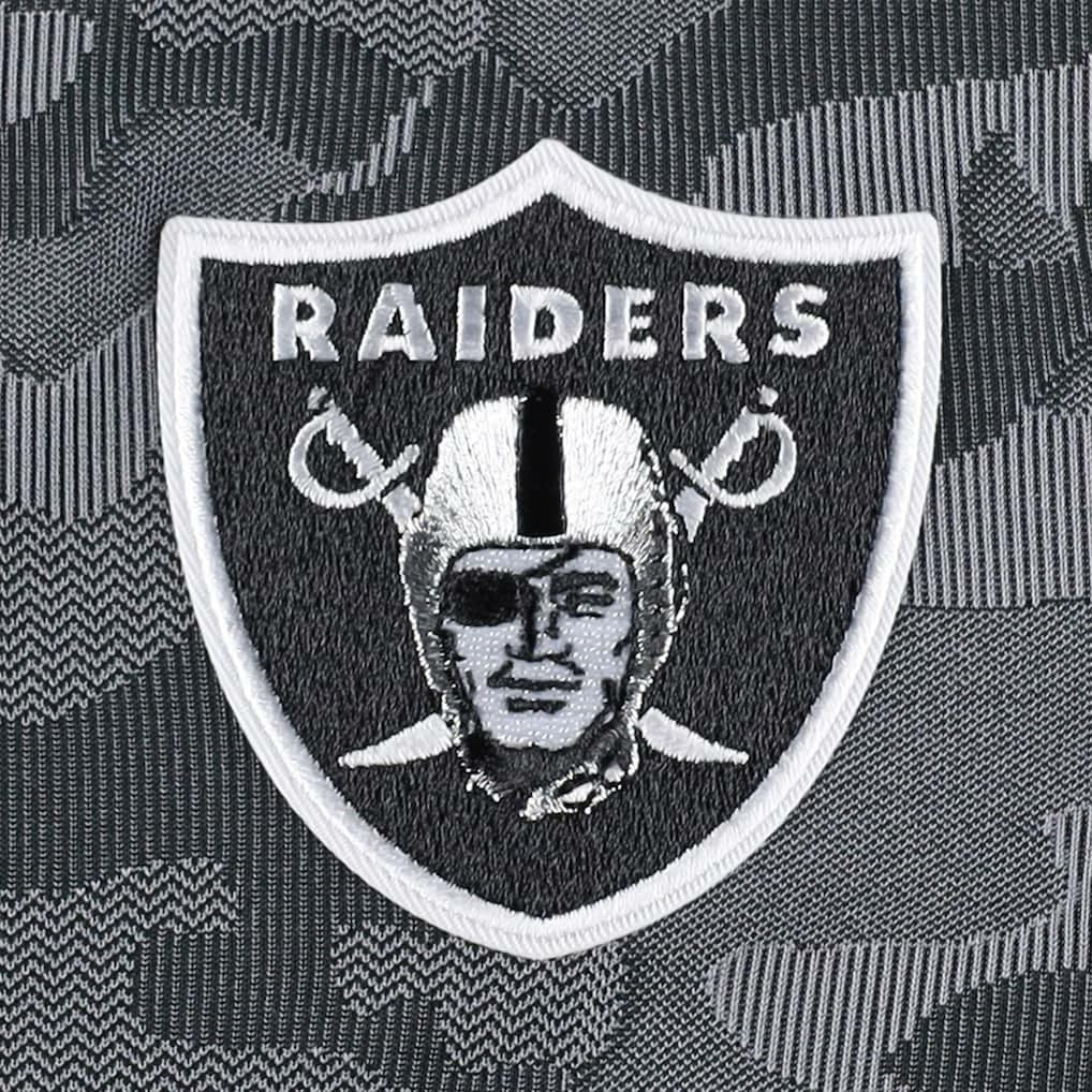 Antigua Brigade Quarter-Zip Sweatshirt - Las Vegas Raiders