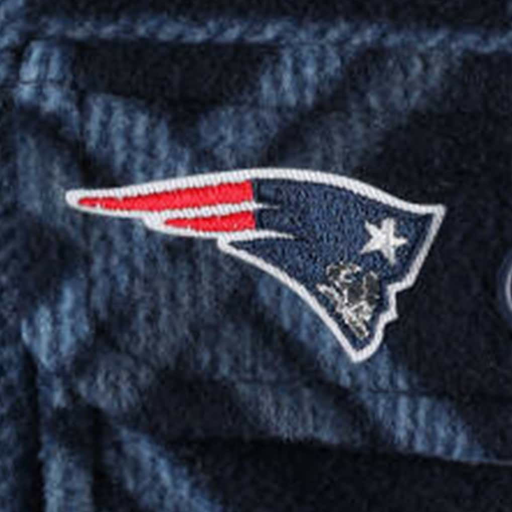 Antigua Industry Flannel Button-Up Shirt Jacket - New England Patriots