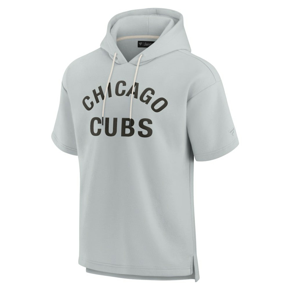MLB Chicago Cubs Fanatics Unisex Elements Super Soft Fleece Short Sleeve Pullover Hoodie