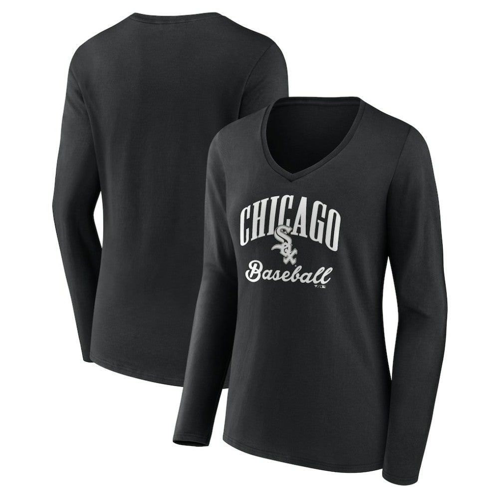 MLB Chicago White Sox Women's Victory Script Long Sleeve V-Neck T-Shirt
