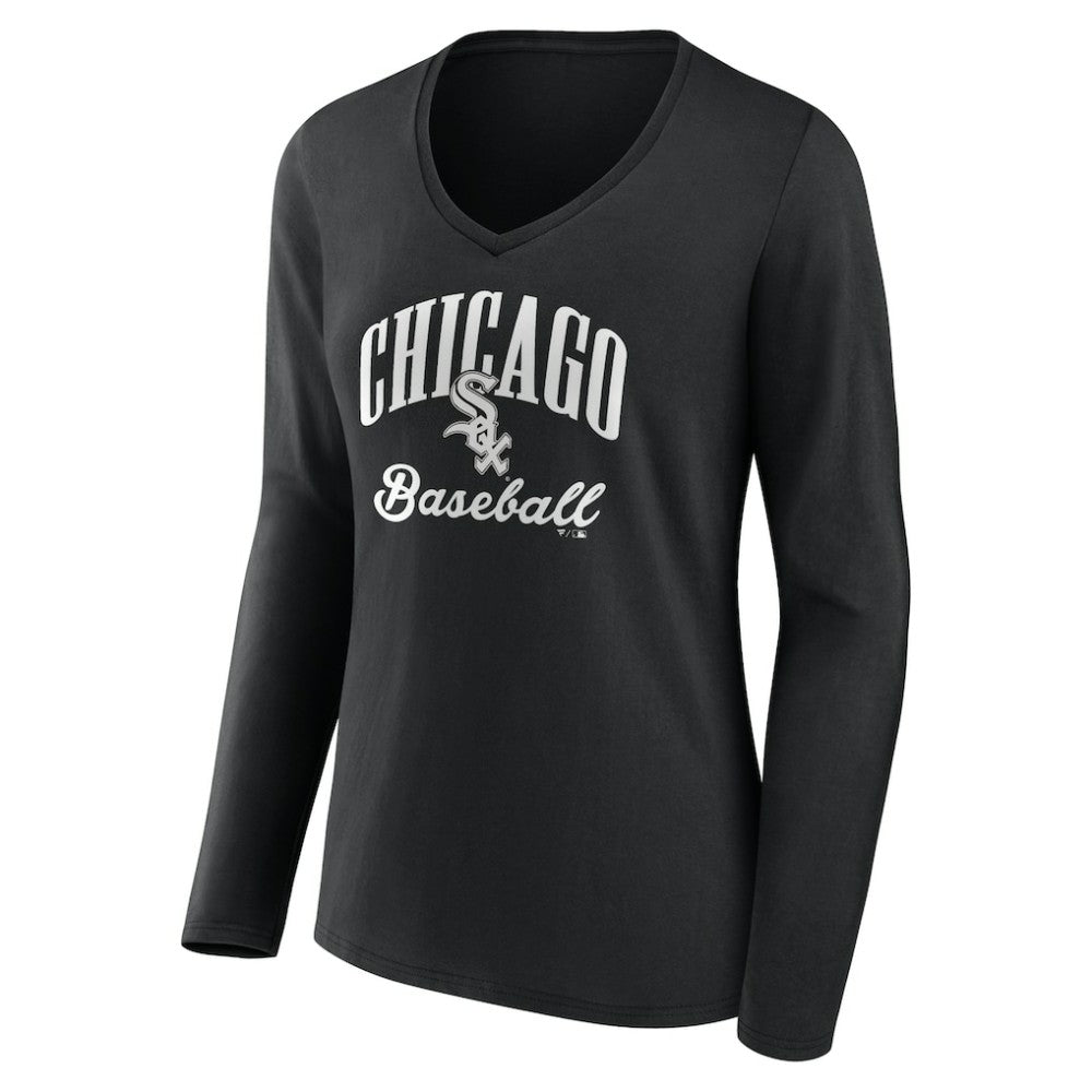 MLB Chicago White Sox Women's Victory Script Long Sleeve V-Neck T-Shirt