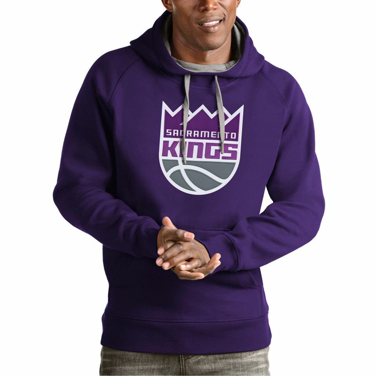 NBA Sacramento Kings Antigua Team Logo Victory Pullover Hoodie