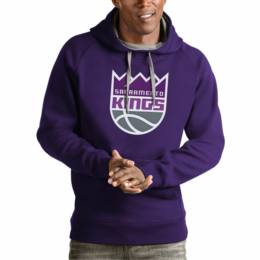 NBA Sacramento Kings Antigua Team Logo Victory Pullover Hoodie