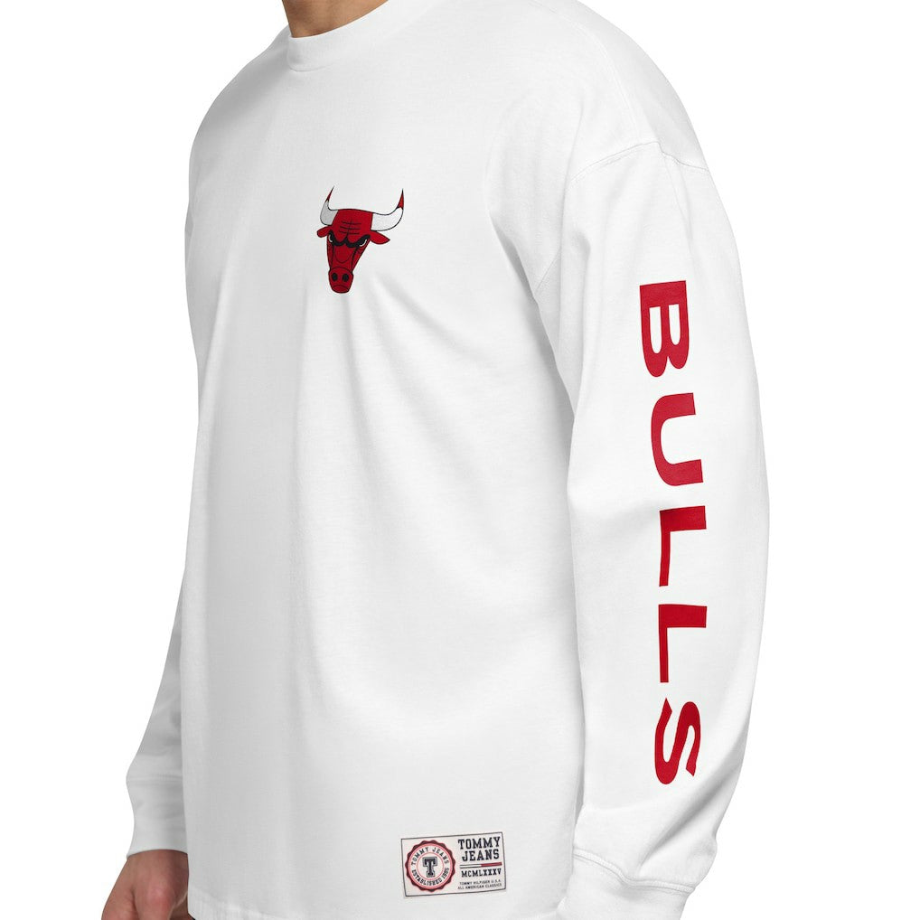 NBA Chicago Bulls Tommy Jeans Matthew 2-In-1 T-Shirt & Hoodie Combo Set