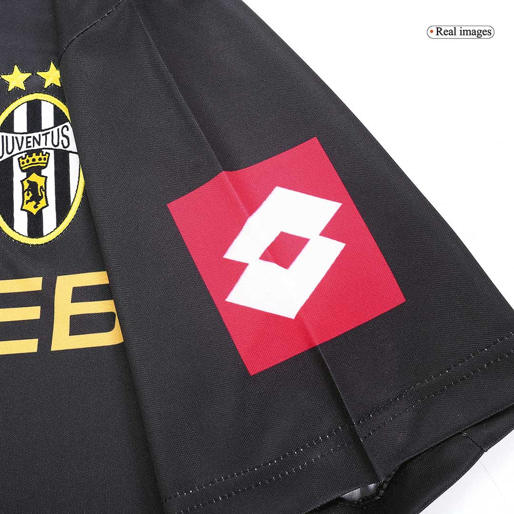 Del Piero #10 Retro Juventus Away Jersey 2001/02