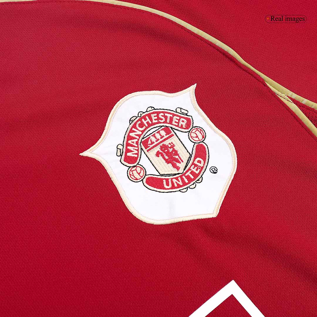 Giggs #11 Retro Manchester United Home Jersey 2006/07