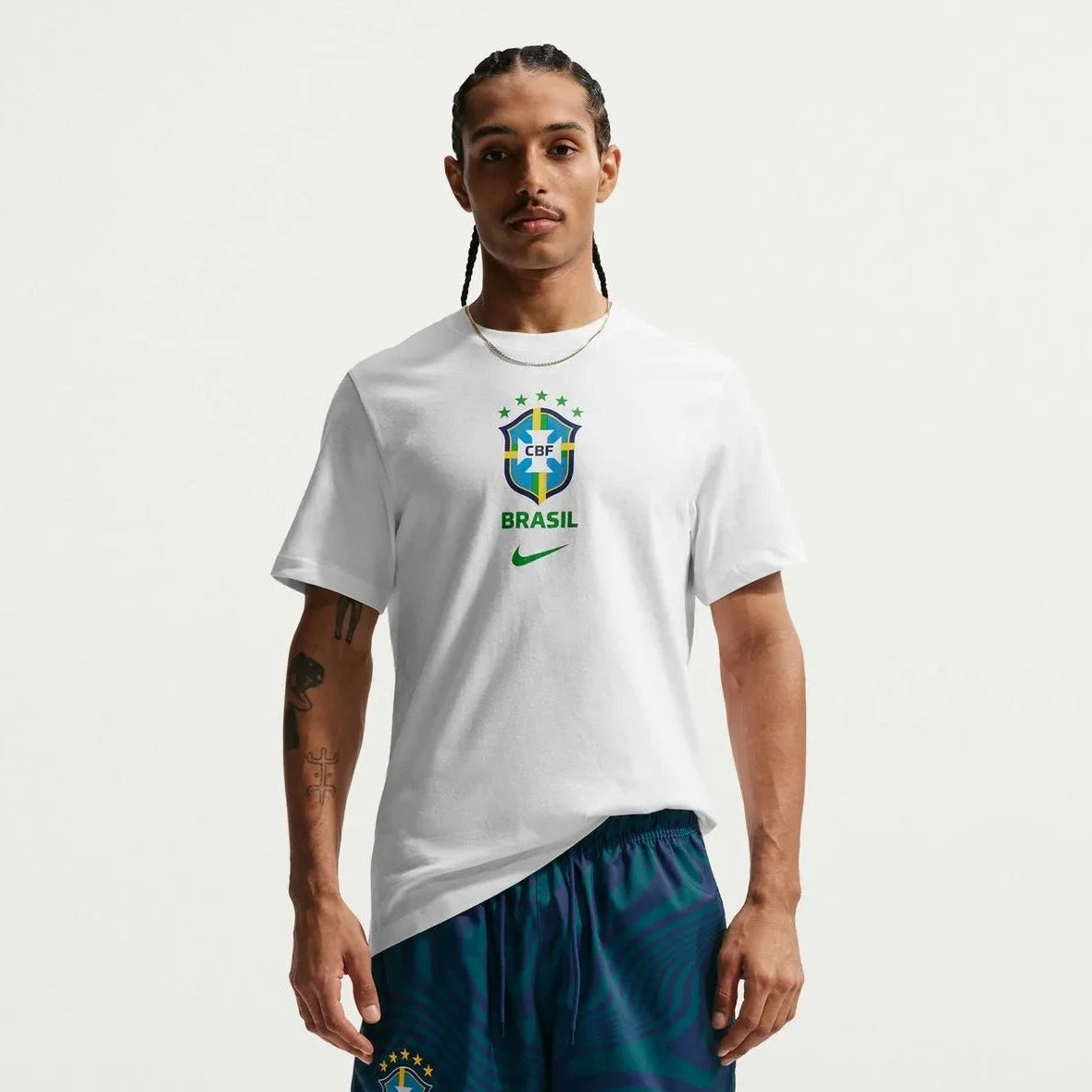 2026-27 Brazil Men's Crest Tee  / Nike