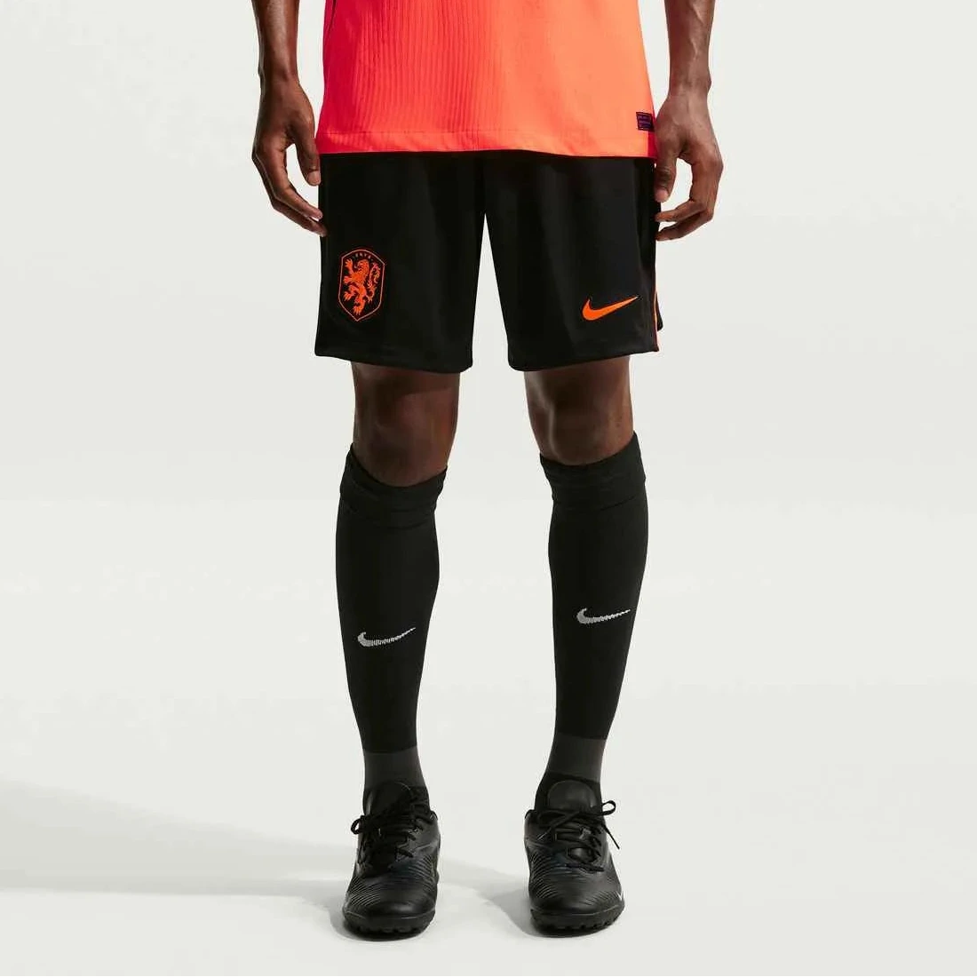 2026-27 Netherlands Men's Stadium Home Shorts  / Nike